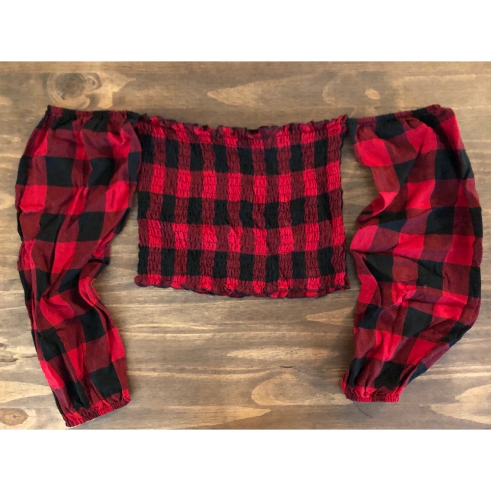Buffalo plaid crop top